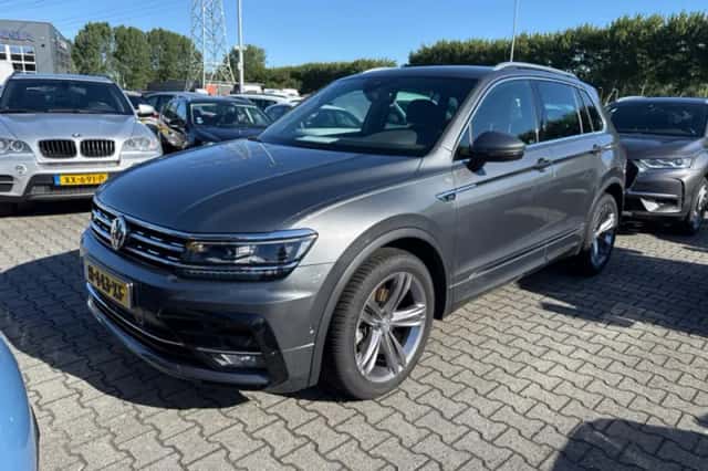 Volkswagen Tiguan (2020) thumbnail 1