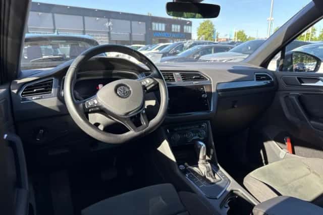 Volkswagen Tiguan (2020) thumbnail 3