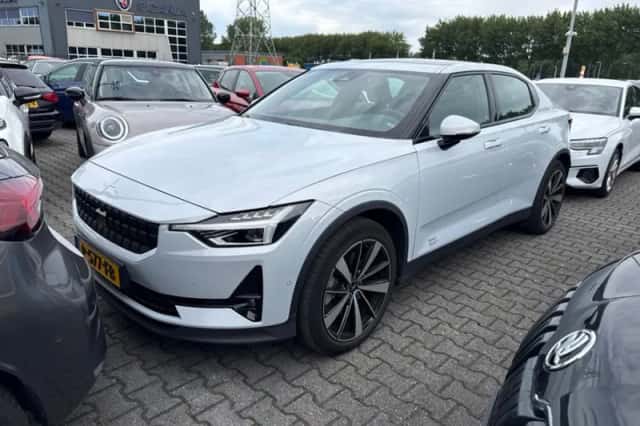 Polestar 2 (2022) thumbnail 1