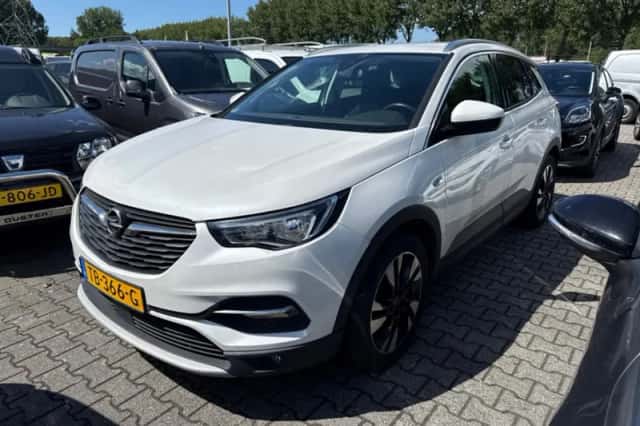 Opel Grandland X (2018) thumbnail 1