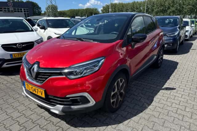 Renault Captur (2018) thumbnail 1