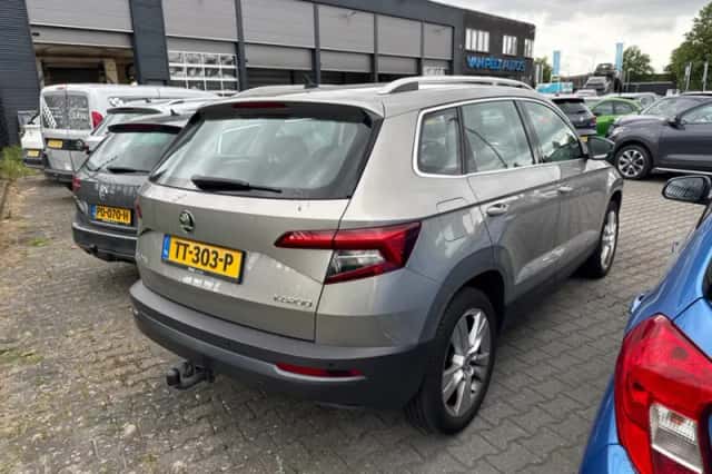 Škoda Karoq (2018) thumbnail 2
