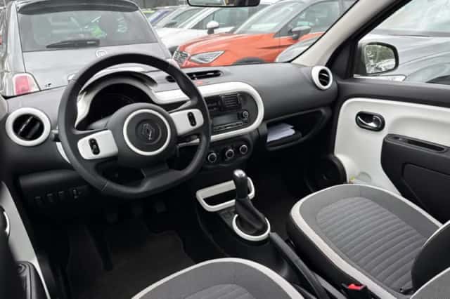 Renault Twingo (2018) thumbnail 3