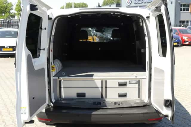 Volkswagen Caddy (2021) thumbnail 5