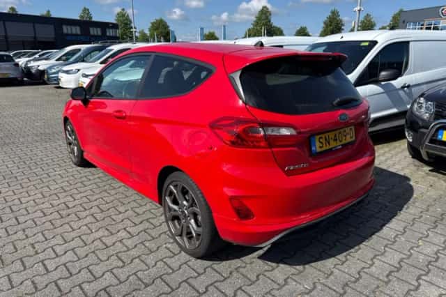 Ford Fiesta (2018) thumbnail 2