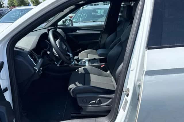 Audi Q5 (2021) thumbnail 4