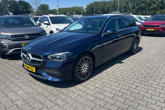 Mercedes-Benz C-Klasse (2022) thumbnail 1
