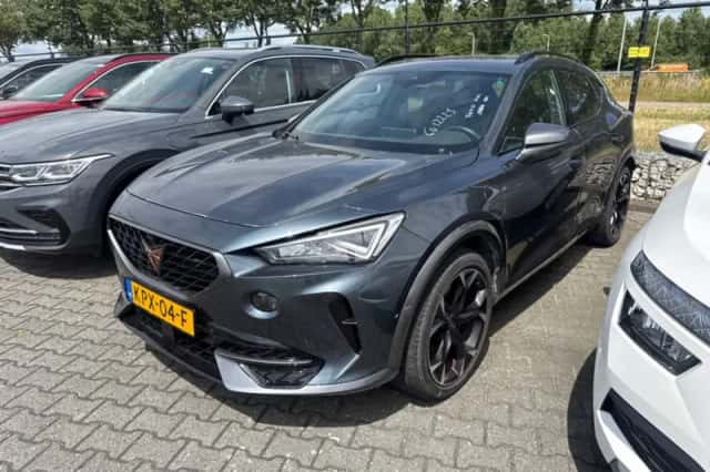 CUPRA Formentor (2023) thumbnail 1