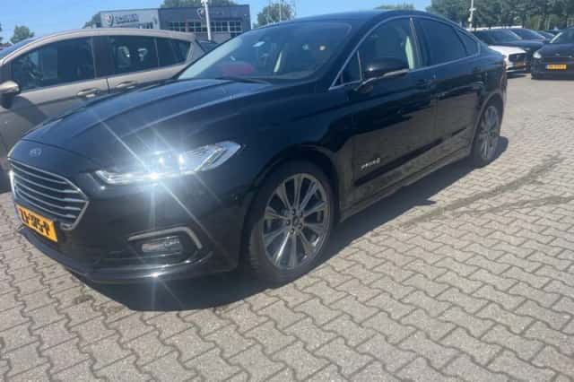 Ford Mondeo (2019) thumbnail 1