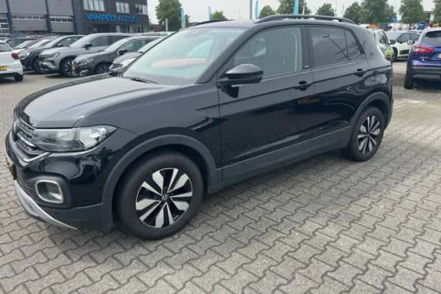Volkswagen T-Cross (2023) thumbnail 1