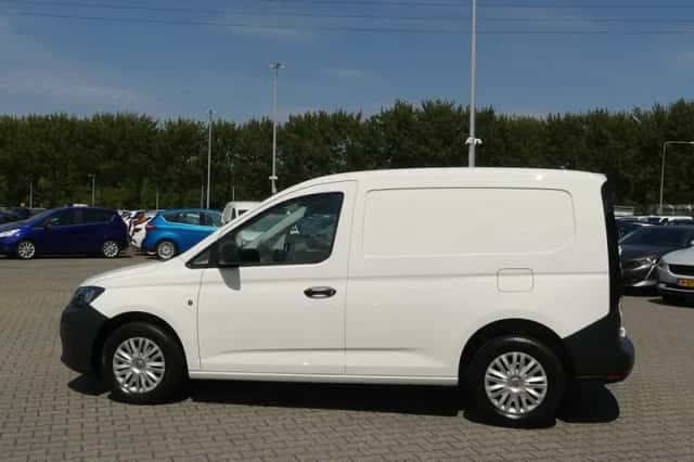 Volkswagen Caddy (2022) thumbnail 3