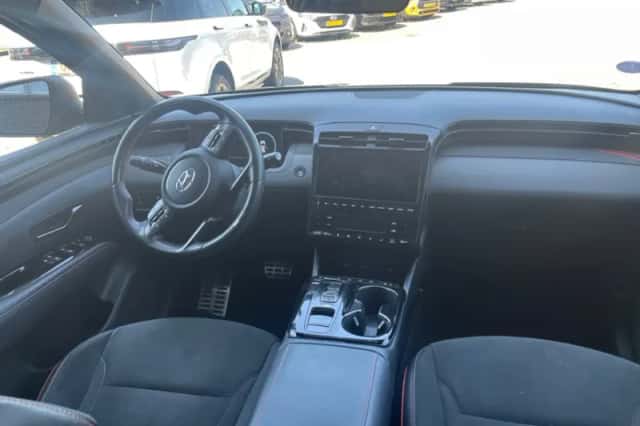 Hyundai Tucson (2022) thumbnail 4