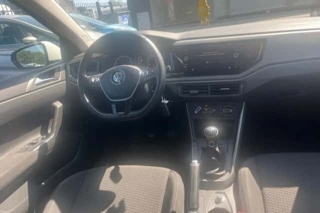 Volkswagen Polo (2018) thumbnail 3