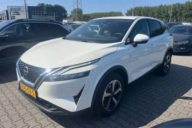 Nissan Qashqai (2023) thumbnail 1