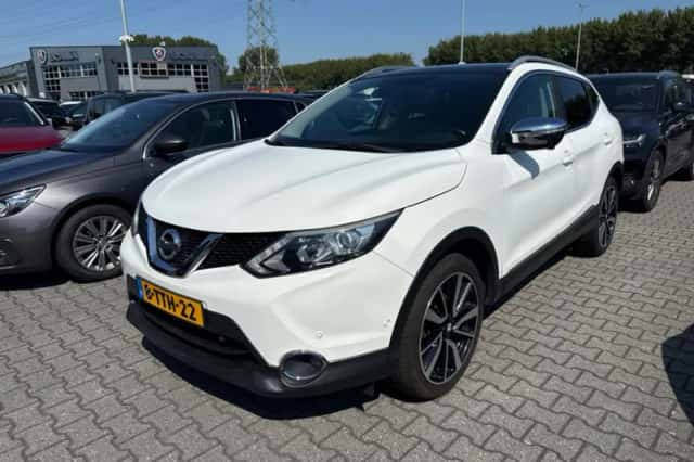 Nissan Qashqai (2014) thumbnail 1