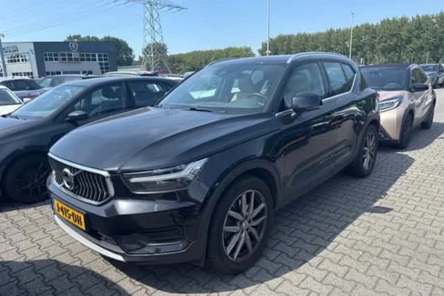 Volvo XC40 (2020) thumbnail 1