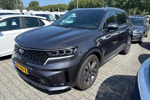 Kia Sorento (2021) thumbnail 1