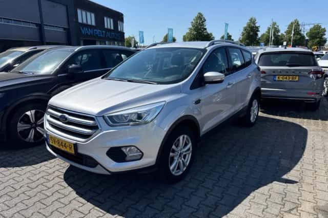 Ford Kuga (2018) thumbnail 1