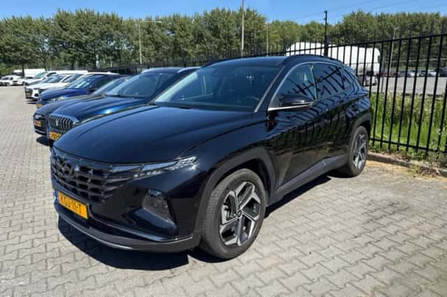 Hyundai Tucson (2024) thumbnail 1
