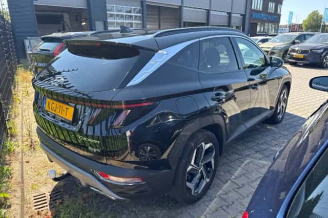 Hyundai Tucson (2024) thumbnail 2