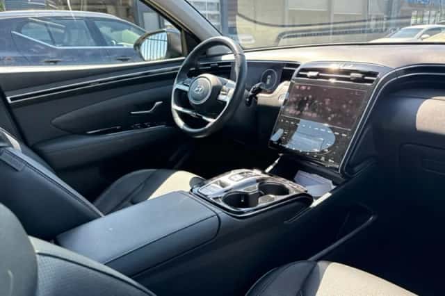 Hyundai Tucson (2024) thumbnail 3