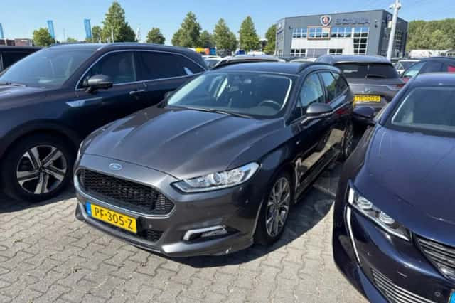 Ford Mondeo (2017) thumbnail 1