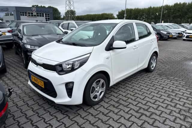 Kia Picanto (2022) thumbnail 1