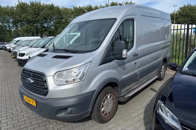 Ford Transit (2018) thumbnail 1