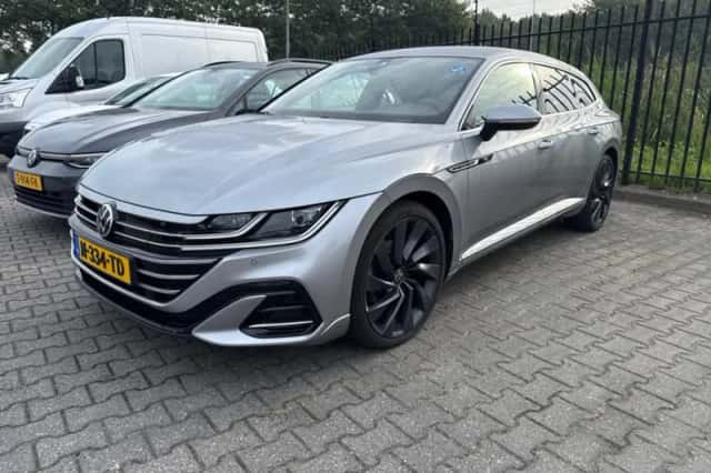 Volkswagen Arteon (2021) thumbnail 1