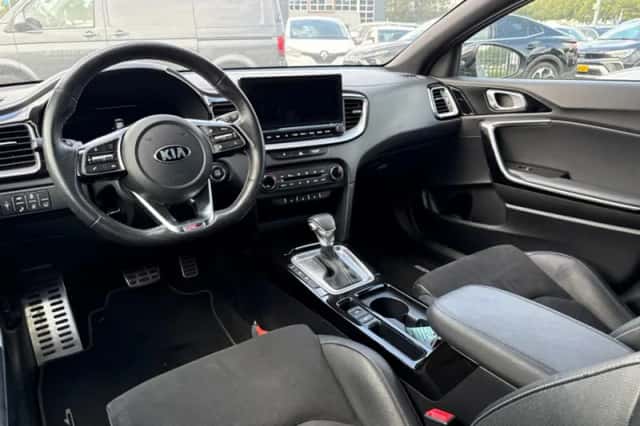 Kia Pro Cee'd (2020) thumbnail 3