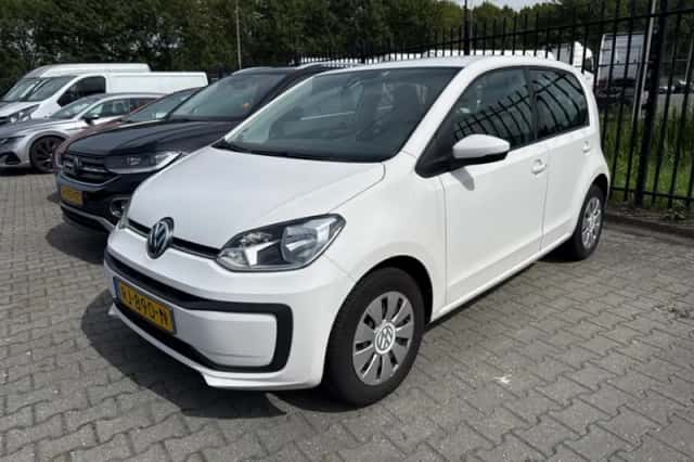 Volkswagen Up! (2017) thumbnail 1