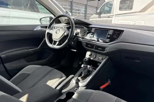 Volkswagen Polo (2021) thumbnail 3