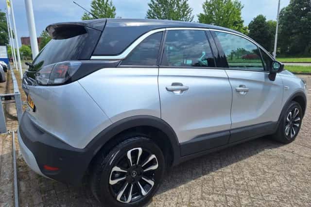Opel Crossland (2024) thumbnail 4