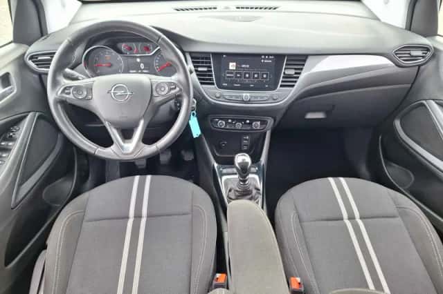 Opel Crossland (2024) thumbnail 2