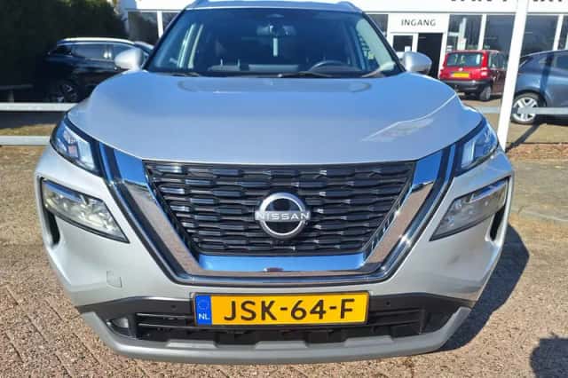 Nissan X-Trail (2023) thumbnail 6