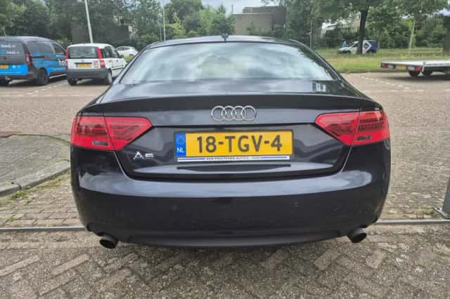 Audi A5 (2012) thumbnail 4