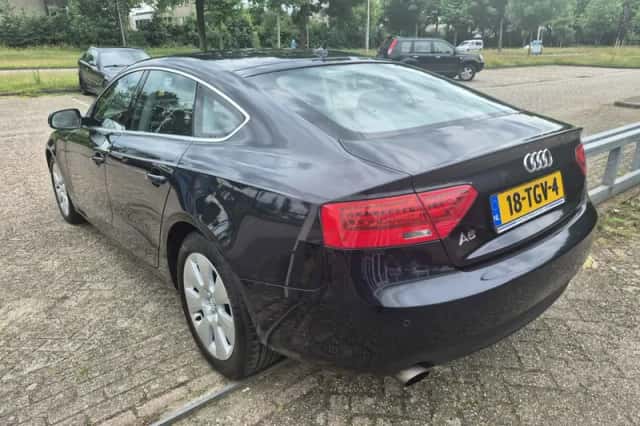 Audi A5 (2012) thumbnail 5