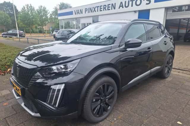 Peugeot 2008 (2024) thumbnail 1