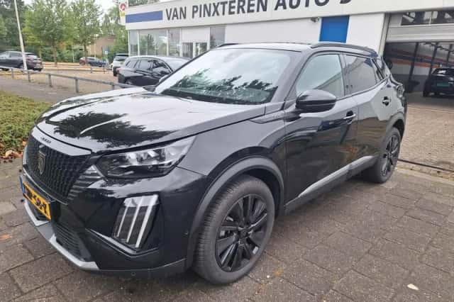 Peugeot 2008 (2024) thumbnail 4