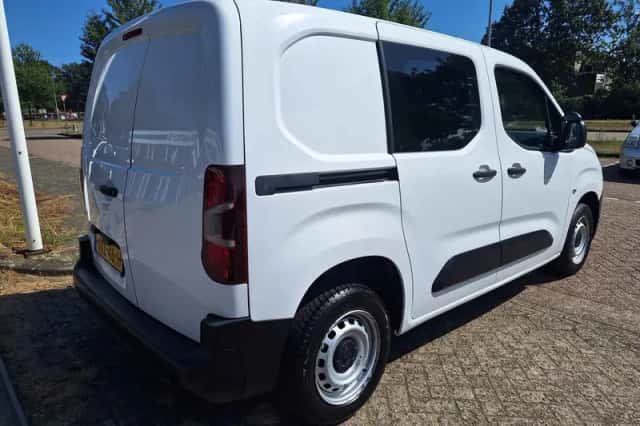 Peugeot Partner (2021) thumbnail 4
