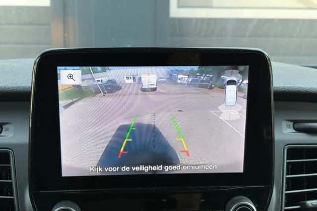 Ford Transit (2020) thumbnail 3