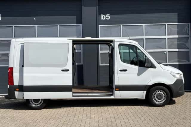 Mercedes-Benz Sprinter (2019) thumbnail 5