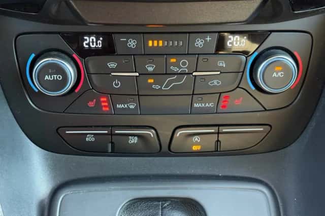 Ford Transit Connect (2021) thumbnail 19