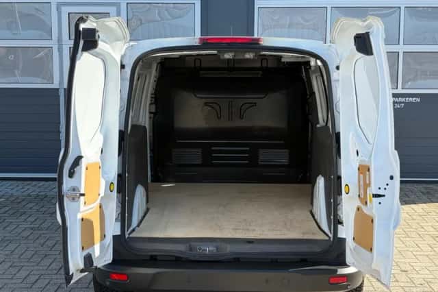 Ford Transit Connect (2021) thumbnail 3