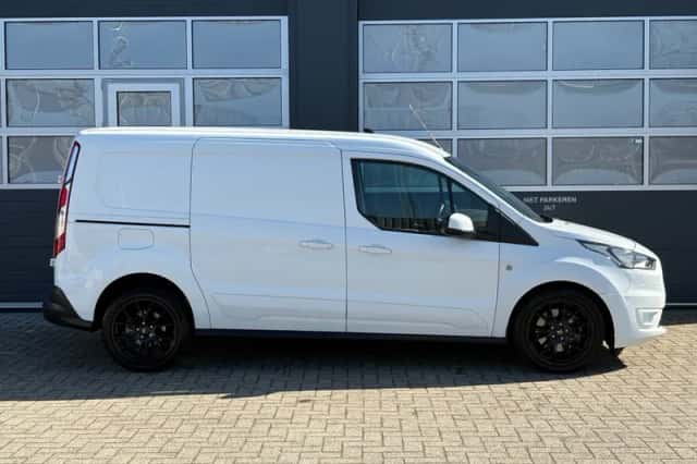Ford Transit Connect (2021) thumbnail 4