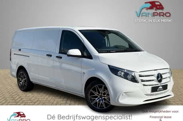 Mercedes-Benz Vito (2024) thumbnail 1