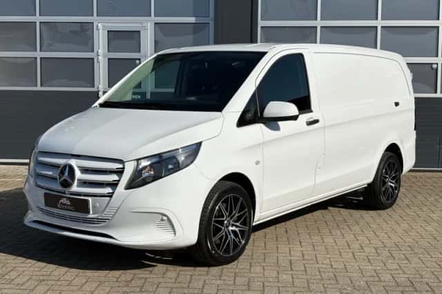 Mercedes-Benz Vito (2024) thumbnail 12