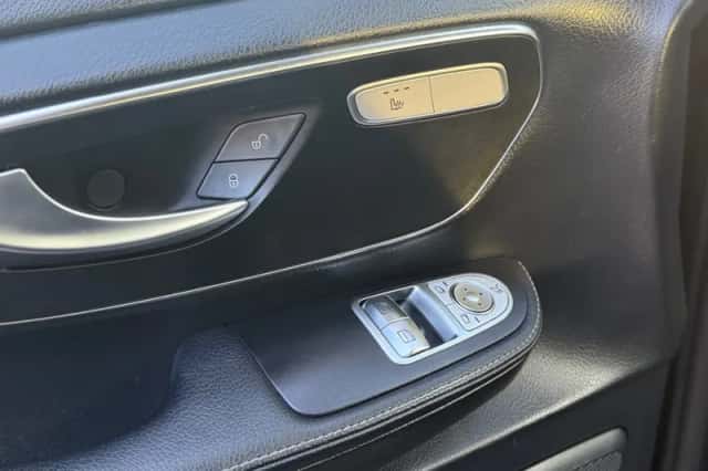 Mercedes-Benz V-Klasse (2020) thumbnail 30
