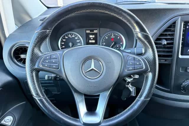 Mercedes-Benz Vito (2021) thumbnail 18