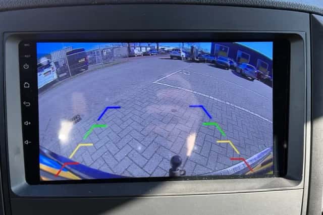 Mercedes-Benz Vito (2021) thumbnail 3